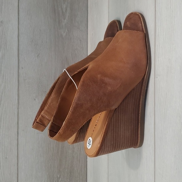 NEW Lucky Brand Womens Lordyn Open Toe Leather Wedge Ankle Shoes sz 10 - Picture 3 of 13